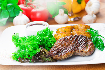 Steak with fries