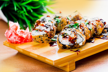 Maki roll, sushi, japanese cuisune