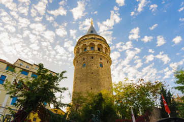 Obraz premium Historical Galata Tower with cloudy blue sky, Istanbul, Turkey