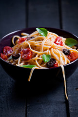 Pasta With Fresh Tomatoes And Olives