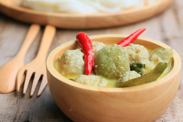 Taste of green curry coconut milk and rice noodle