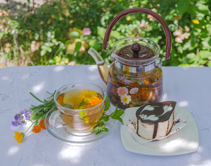 Herbal tea and chocolate cake