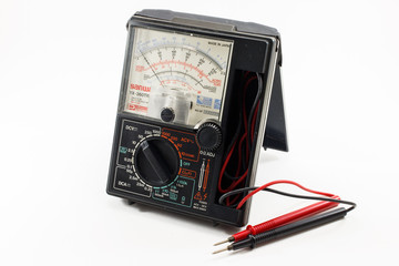 Analog multimeter