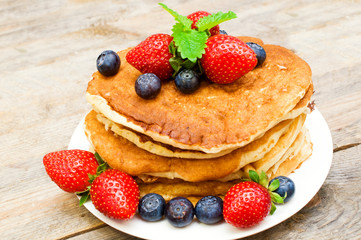 pancakes with fresh berries