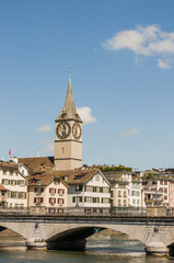 Zürich, Altstadt, Stadt, Limmat, St. Peter Kirche, Münsterbrücke, Kirche, Brücke, Limmatquai, Schweiz