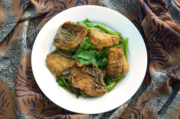 stir fried sea bass with celery