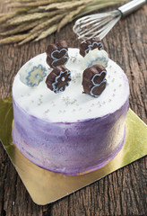 BIg fancy cake and chocolate on top