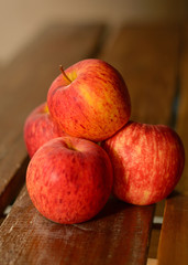 Red apples