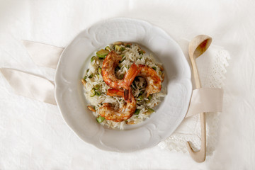 Rice with scrimp, ginger and curry