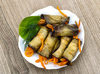 Eggplant rolls with carrot