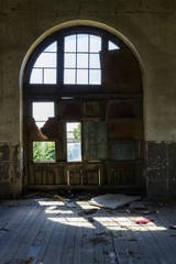 Fototapeta premium Forgotten and unused railway station