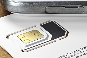 Triple SIM Karte für ein Mobiltelefon
