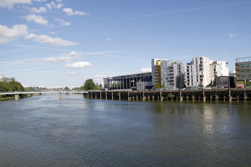 Naklejka premium Quai de la Loire à Nantes