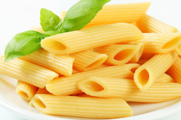 Cooked penne pasta