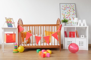 Bright newborn room interior © Photographee.eu