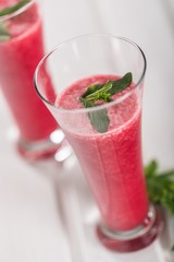 Cocktail, pink, strawberry.