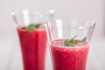 Cocktail, pink, strawberry.