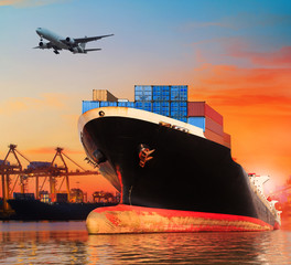 bic commercial ship in import,export pier use for vessel transpo