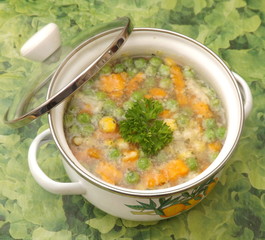 Gemüsesuppe