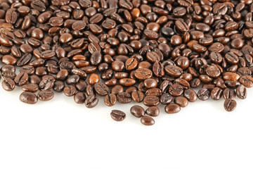 Naklejka premium coffee beans on the white background