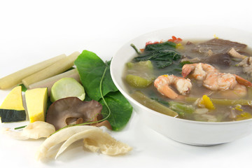 Thai Spicy Mixed Vegetable Soup with shrimp, (Kang Liang Goong Sod)