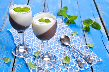 Two-layer jelly