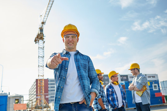 builders pointing finger at you on construction