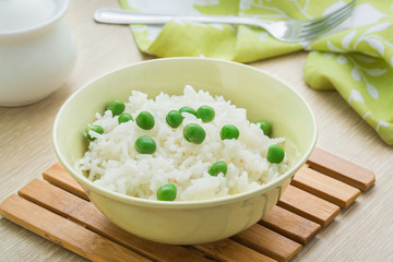 Rice with pea in bowl
