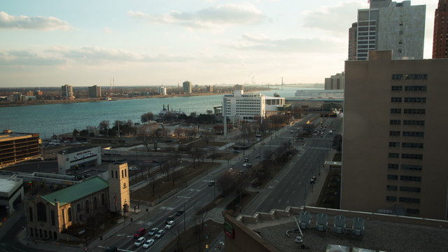 Time lapse of Detroit Michigan at sunset