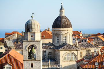 Fototapeta premium Dubrovnik Altstadt mit Kuppel und Kirchturm