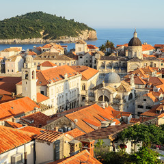 Altstadt von Dubrovnik mit Insel Lokrum