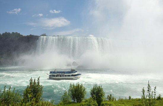 Tour boat near Niagara Falls