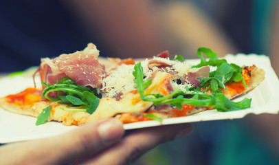 Pizza with prosciutto