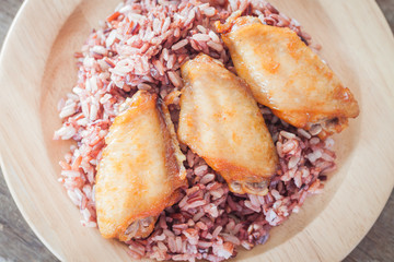Grilled chicken wings with multi grains berry rice