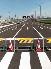 建設中の幹線道路