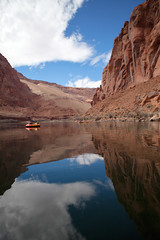 Fototapeta na wymiar Pack Rafting Glen Canyon, Arizona