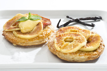 pineapple rings fried with cane caramel