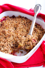 Mixed fruit crumble cake