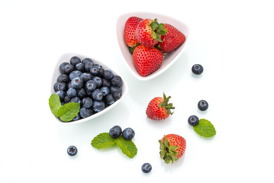 fresh strawberries with leaf, healthy, natural, Blueberry