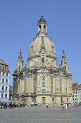 Fototapeta na wymiar Frauenkirche und Neumarkt, Dresden