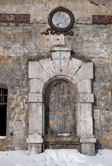 Fototapeta na wymiar Место алтаря походной церкви на форте 