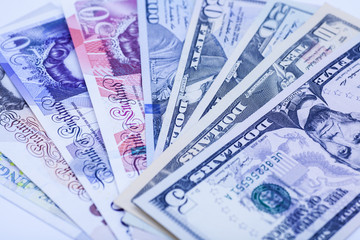 International currencies