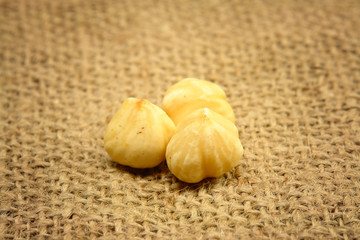 Peeled Hazelnuts