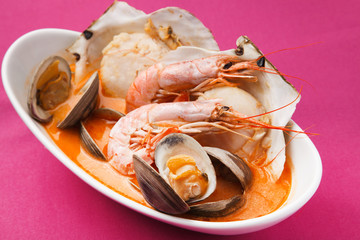 魚介のスープ煮