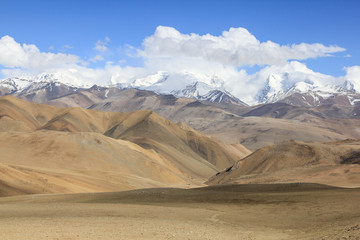 Fototapeta na wymiar Tibetan landscape