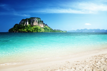 Fototapeta na wymiar Poda island, Krabi province, Thailand