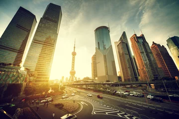 Fotobehang weg in het financiële centrum van Shanghai lujiazui, China © Iakov Kalinin