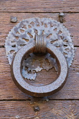 Heurtoir ancien à Najac