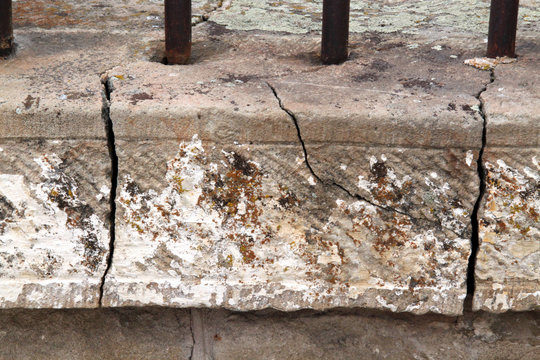 cracked concrete cement foundation wall