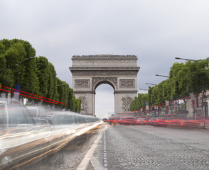 Fototapeta na wymiar Arch of Triumph in Paris, France
